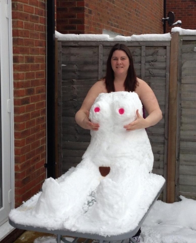 304115 10151411262225395 1355948187 n Best photos from Wiltshire Lets Get Naked In The Snow
