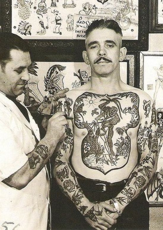 In this gallery of vintage tattoos, you can see how they used to do it…