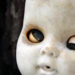 Creepy Doll Photos – Sleep Tight