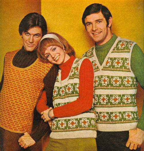 067_1970's crochet fashion