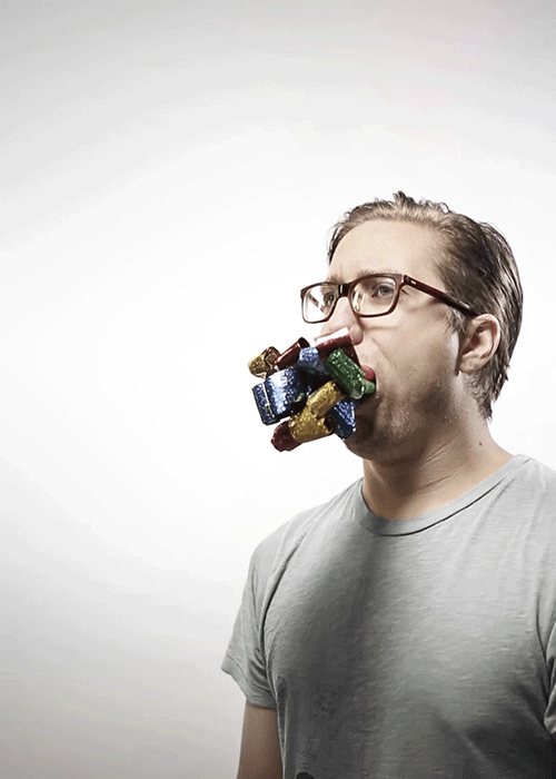 Absurd Animated Portraits by Romain Laurent