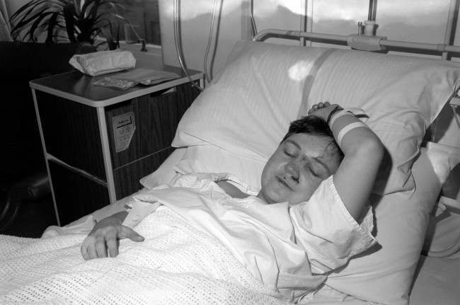 M1 air crash survivor Mary McHugh of Belfast recovering at the Derby Royal Infirmary today following last night's ordeal on board the stricken British Midland Boeing 737.