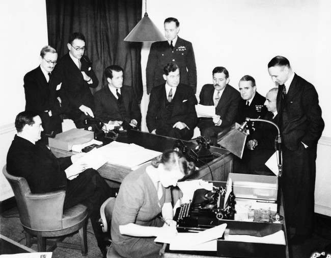 A meeting of executives of BritainÂs Ministry of Information in London, Oct. 6, 1939 before the announcement that that much criticized body would be decentralized, returning most of its news dissemination tasks to individual government departments. (AP Photo) Date: 06/10/1939