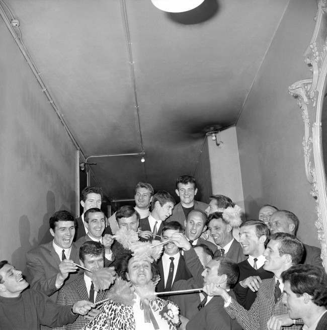 Comedian Ken Dodd was in danger of being tickled to death at the London Palladium this evening when, on the eve of the FA Cup Final, the Liverpool team turned up to see the new Ken Dodd show, "Doddy's here". Ken Dodd himself a Liverpudlian, is a keen Liverpool supporter  Date: 30/04/1965