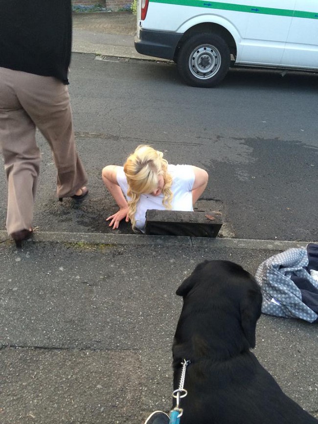 PA 19466960 Kent Teenager Ella Birchenough Gets Stuck In A Drain Trying To Retrieve Her iPhone (Photos)