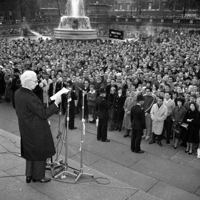 Earl Russell speaking from the plinth of Nelson's Column in Trafalgar Square at a protest meeting organised by The Committee of 100, the anti-bomb organisation. Ref #: PA.6739959  Date: 29/10/1961
