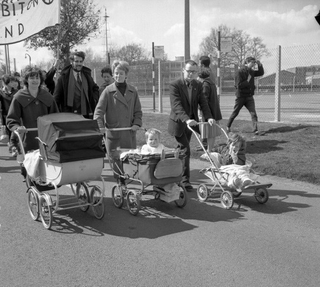 Prams and baby passengers setting off for Reading on the first stage of the Campaign for Nuclear Disarmament's Aldermaston march to London. Ref #: PA.8520303  Date: 15/04/1963