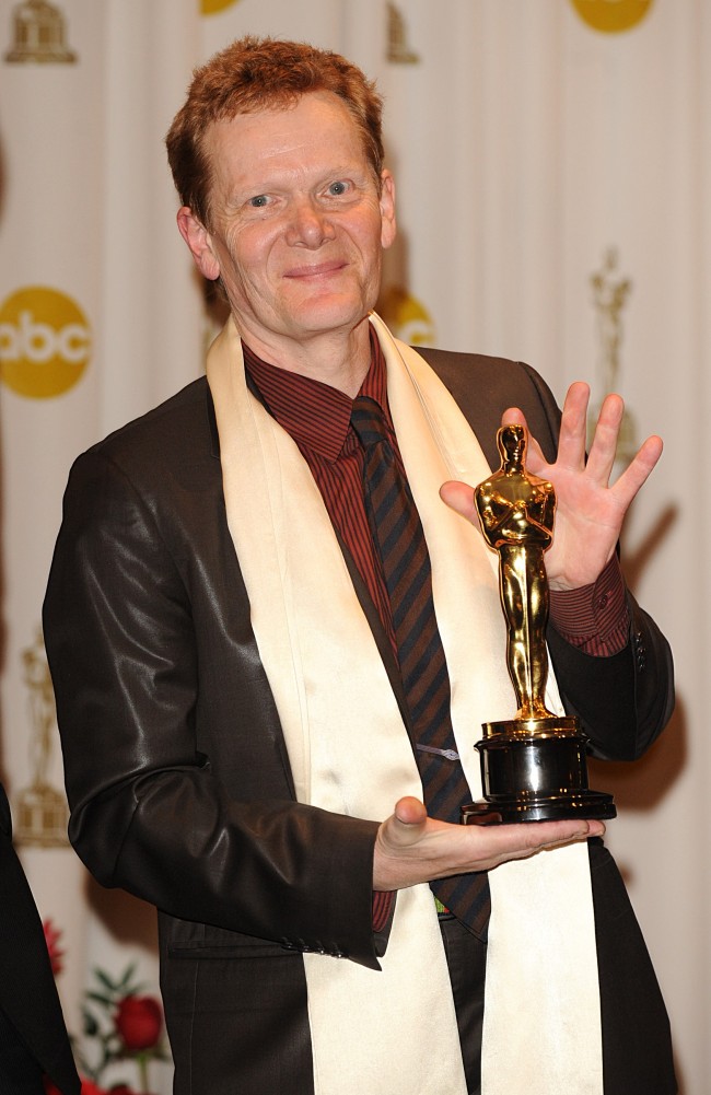 Philippe Petit with the Best Documentary award, received for Man on Wire, at the 81st Academy Awards at the Kodak Theatre, Los Angeles. Ref #: PA.6911955  Date: 22/02/2009