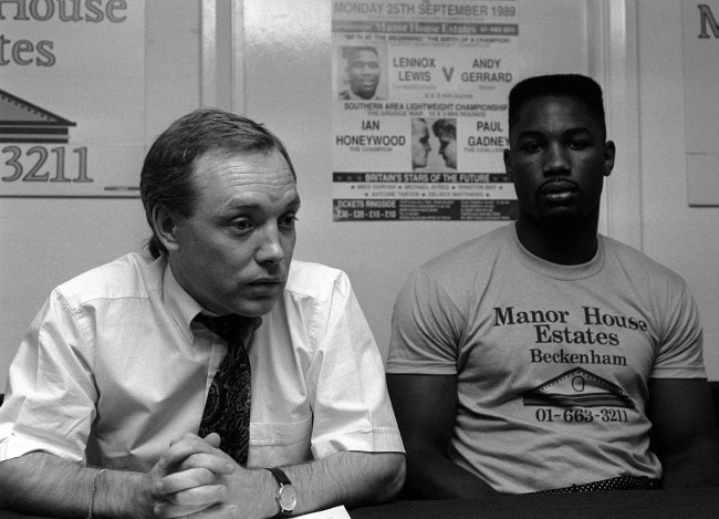 Olympic and Commonwealth Heavyweight Gold Medalist Lennox Lewis (right) with his promoter Frank Maloney at a press conference at Scribes wine bar in London, to announce Lewis' upcoming fight with Andy Gerrard. * 7/11/01: Former World Heavyweight Champion Lennox Lewis (right) with his promoter Frank Maloney at a press conference at Scribes wine bar in London. Lennox Lewis has parted company with his long term manager Frank Maloney. Lewis is currently in training for his re-match against Hasim Rahman.  Ref #: PA.1363045  Date: 07/09/1989