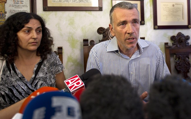 Brett and Naghemeh King, parents of Ashya King, speak during a press conference in Sevilla, Spain, Wednesday, Sept. 3, 2014. The British parents are heading to see him at a hospital in southern Spain following release their from custody after United Kingdom authorities dropped accusations of child cruelty against them. Brett King, the father of 5-year-old Aysha, told reporters in the Spanish city of Seville that everything he and his wife did for their son was for the boyÂs own good. The boy has a brain tumor and is hospitalized in Malaga, about a 2-hour drive from Seville. The parents were incarcerated near Madrid on Monday and released Tuesday night. (AP Photo/Miguel Angel Morenatti)