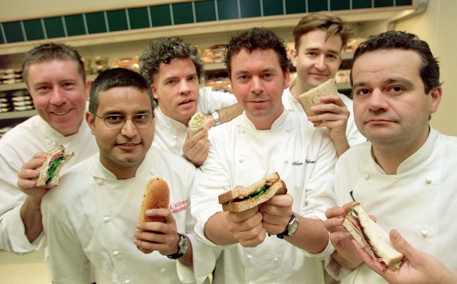 Six of the UK's most well-respected chefs from left to right; Paul Heathcote, Atul Kochhar, Peter Gordon, Adam Palmer, Sam Clark, and Mark Hix launch the new Chefs Specials range of sandwiches and salads at Marks & Spencers in the City of London. * The six chefs have created a selection that reflects their individual flair and gives customers a chance to taste the chefs' cuisine. Ref #: PA.1495971  Date: 31/10/2001