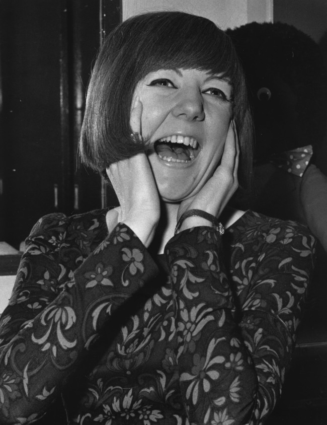 Pop singer Cilla Black during a photocall backstage at the London Palladium.    (Photo by Evening Standard/Getty Images)