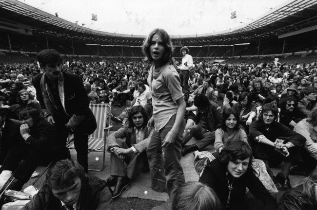 August 1972: The audience in the arena at the Rock 'n' Roll Festival, Wembley, North London. (Photo by Evening Standard/Getty Images)