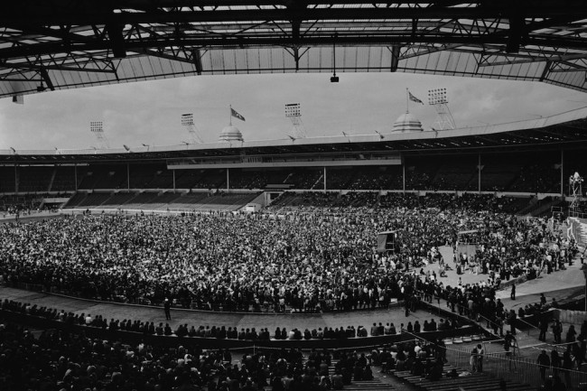 Teddy Boys, hippies, Rockers and Hell's Angels gathered at Wembley Stadium for a Rock 'n' Roll revival show, 5th August 1972. (Photo by Michael Webb/Keystone/Getty Images)