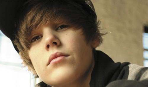 picture of justin bieber as a girl. JUSTIN Bieber has met with Jon