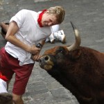 47 gruesome photos of the San Fermin bull run 2013